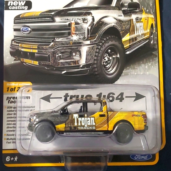 :2 F-150 lariat 1:64 auto world limited edition trojan tracks die-cast trucks - Picture 12 of 12